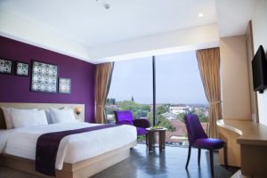 grand-edge-hotel-semarang